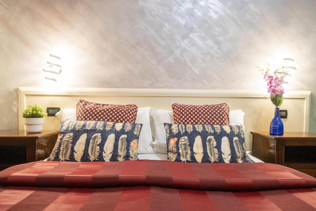 B&B Colorful Suite Yard Roma Exterior foto
