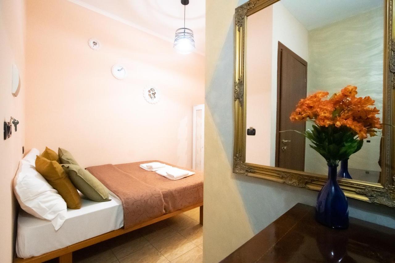 B&B Colorful Suite Yard Roma Exterior foto